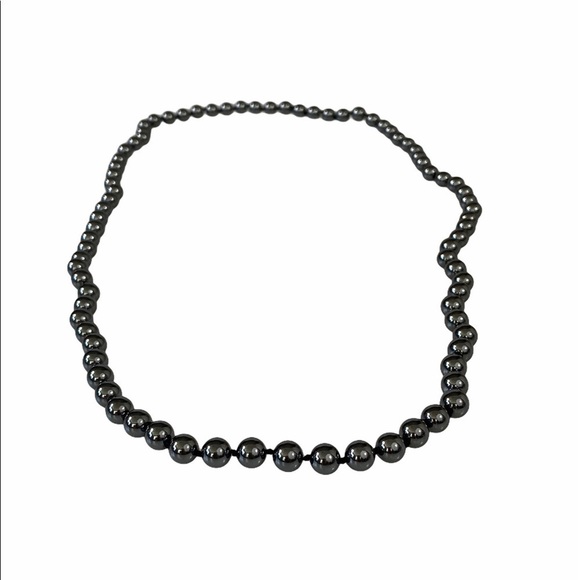 Necklace hematite Long round beads knotted 28” - Picture 5 of 6